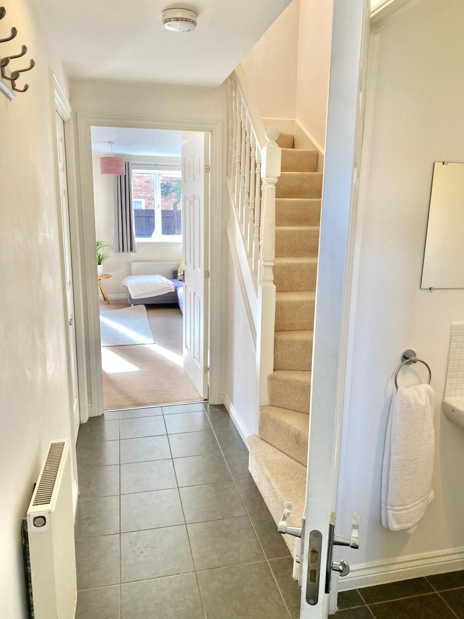Villa Free Private Parking! Oakley House And Garden! Fully Equipped 4 Comfy Beds à Corby Extérieur photo